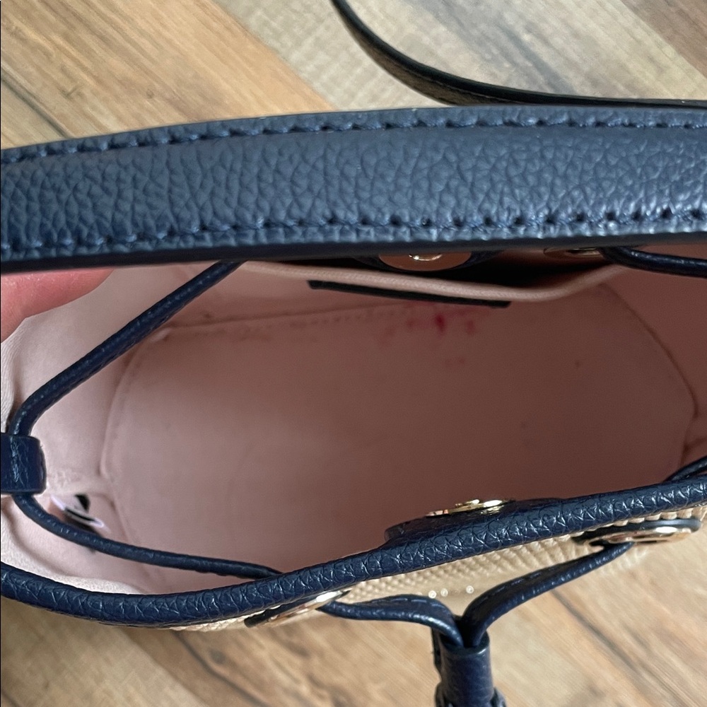 Kate Spade Navy and Cream Shoulder Bag - Picture 6 of 10